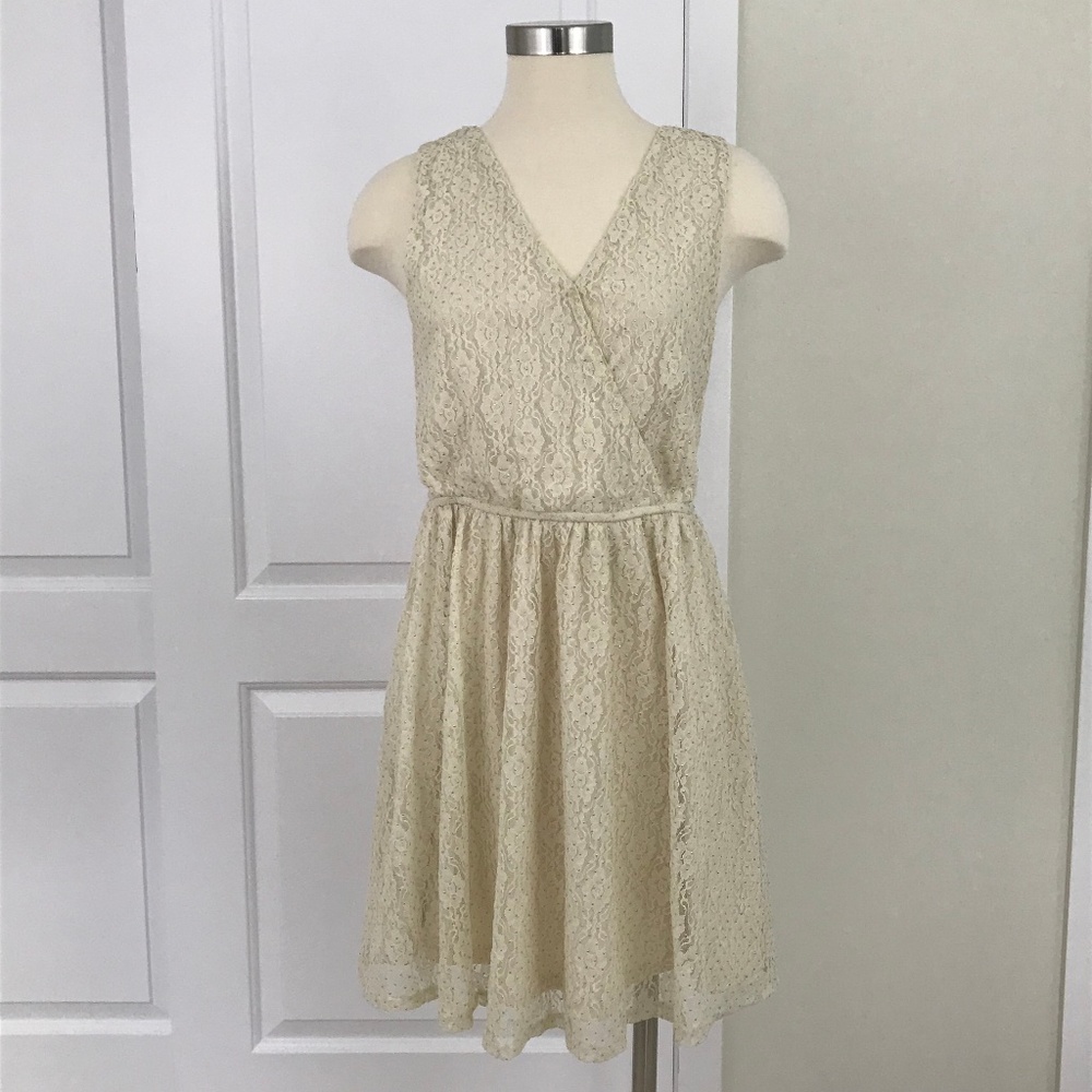 Maison Jules Lace and Gold White Dress M - Picture 1 of 8